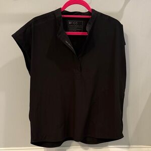 FIGS Women's Rafaela FIONx Scrub top